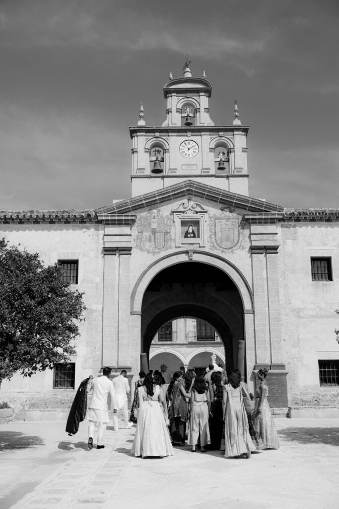 Hacienda La Soledad Sevilla Indian Wedding 