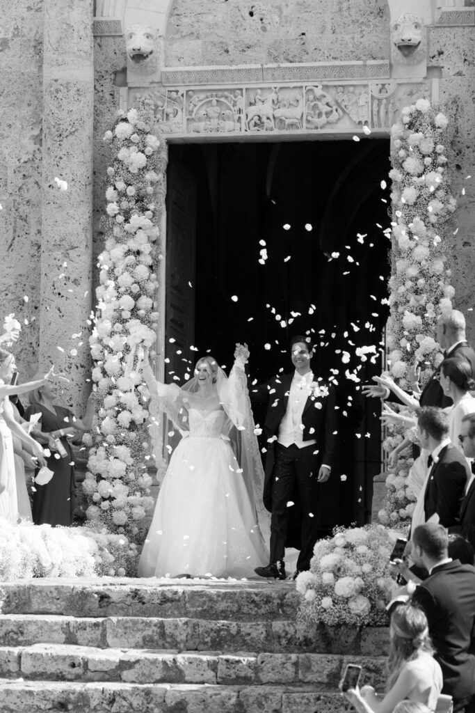 Luxury wedding ceremony at Conti di San Bonifacio Wine Resort in Tuscany